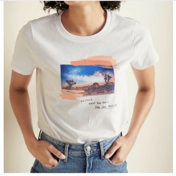 Old Navy Tops - Old Navy Desert Sky Design White Tee Shirt Graphic T Top T-Shirt Crew Neck